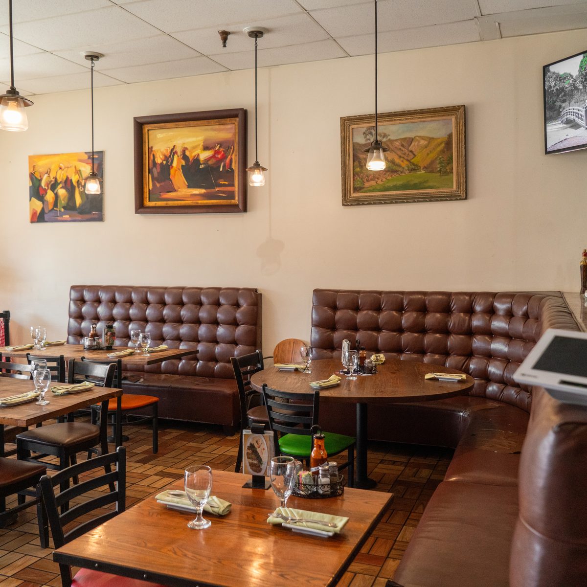 Inside Saffron Grill